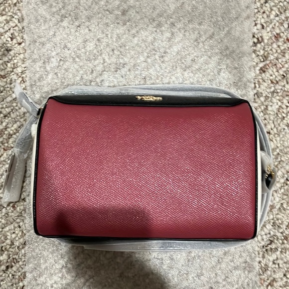 Coach Bennett Crossbody In Colorblock F77685 - Picture 2 of 11